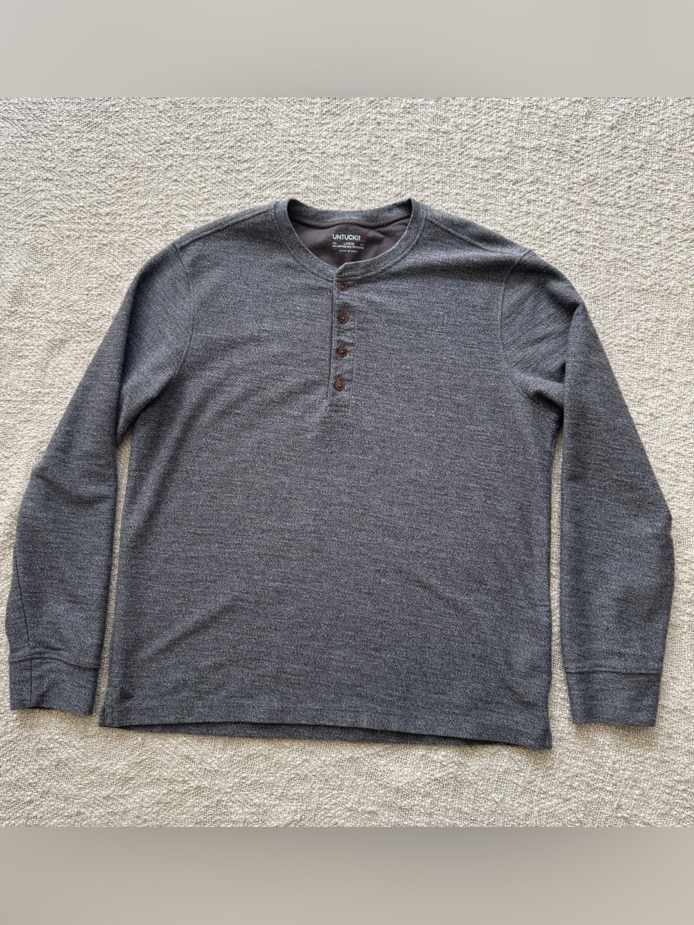 UNTUCKit Urey Longsleeve Henley. Gray Mens L casual shirt Style 40983 EUC